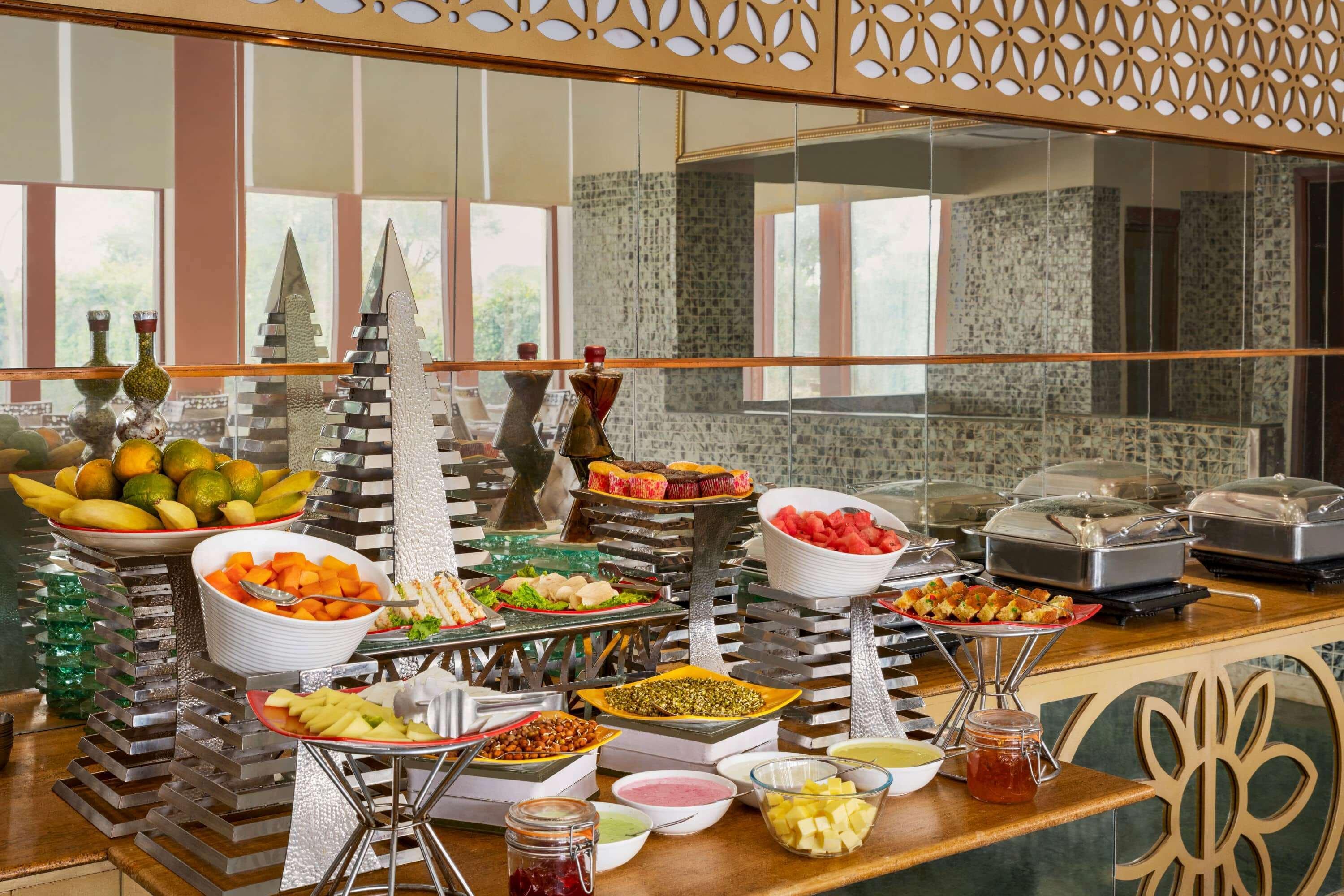 Ramada By Wyndham Jaipur Jaisinghpura Hotel Екстериор снимка